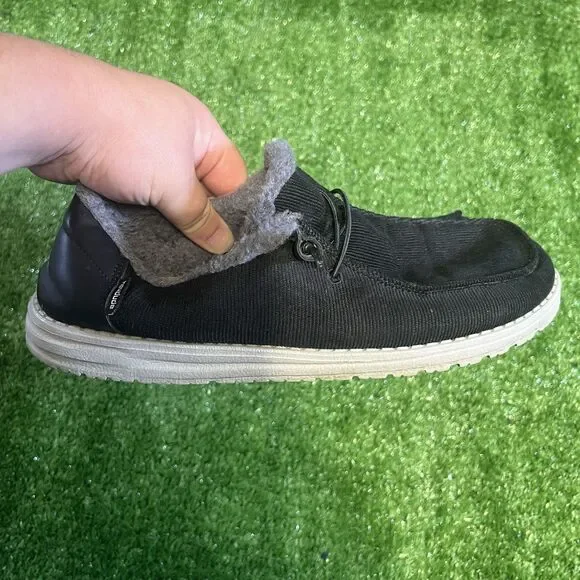 Hey Dude Women's Wendy Corduroy Fleece Lined Black Slip On Shoes Sneakers  Sz 11